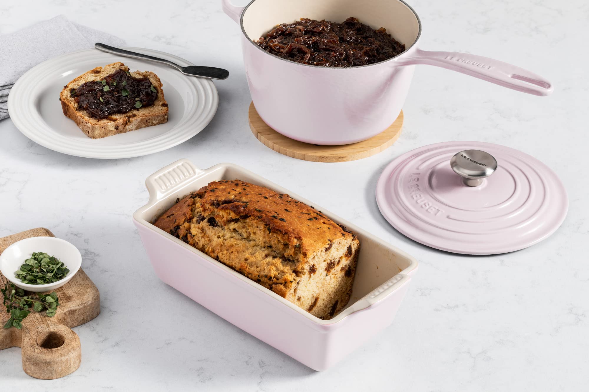 Amazon.com: Le Creuset Stoneware Heritage Loaf Pan, 9